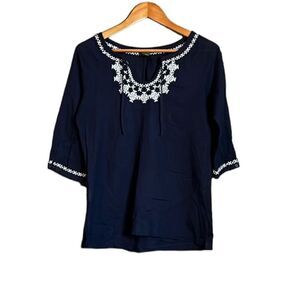 3 for $30! Eddie Bauer navy sheer embroidered tunic